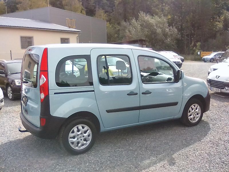 Renault Kangoo (2008) 1.6i 16V, závěs - fotka 6 z 33