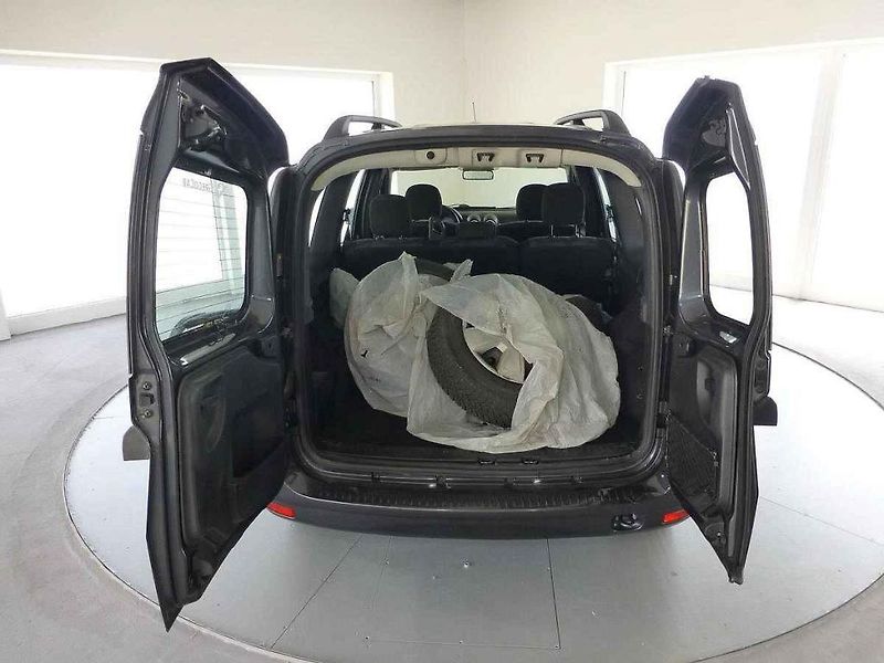 Dacia Logan.