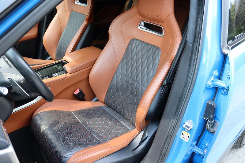 Jaguar F-Pace SVR 5.0 V8 AWD 405kW DPH - fotka 23 z 50