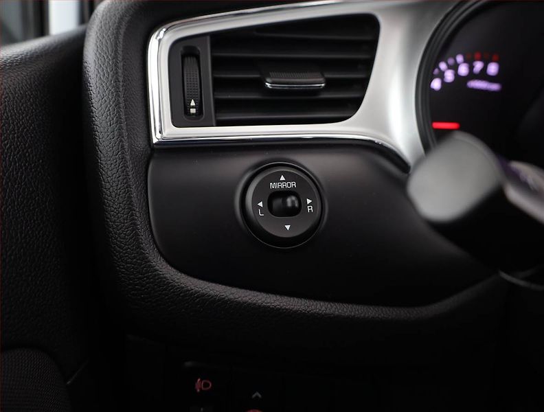 Kia Ceed (2016) 1.6 GDI - fotka 12 z 14