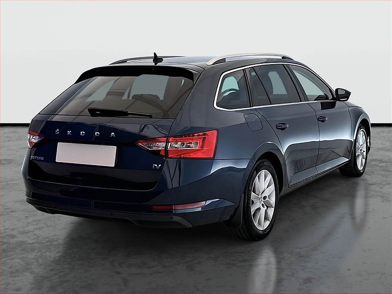 Škoda Superb (2023) Style iV 1.4 TSI PHEV - fotka 5 z 23