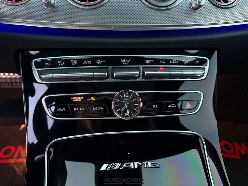 Mercedes-Benz Třídy E (2019) AMG E63s Full vybava, 750PS    - fotka 26 z 38