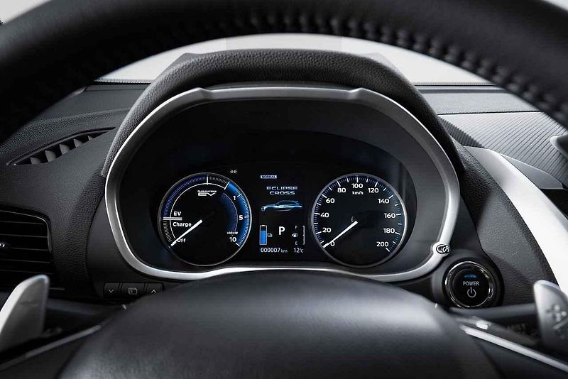 Mitsubishi Eclipse Cross PHEV (2021)
