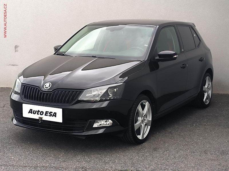 Škoda Fabia (2017) 1.0 TSi, Monte Carlo, navi - fotka 3 z 21