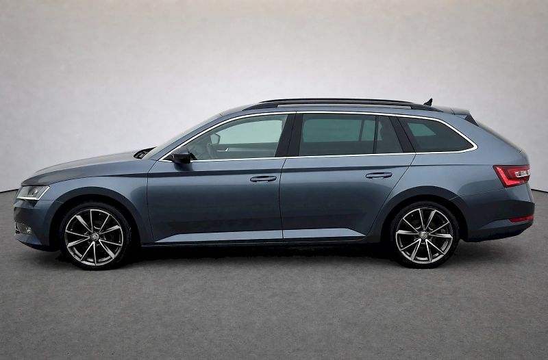 Škoda Superb (2015) Combi Ambition Business  2,0 T - fotka 3 z 36