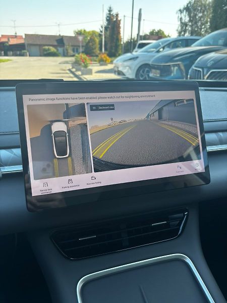 Dongfeng Ostatní (2026) EXCLUSIVE REEV - fotka 17 z 19
