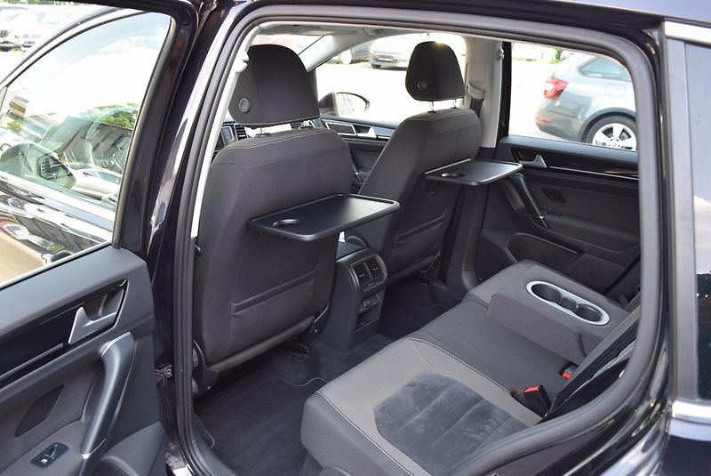 Volkswagen Golf Sportsvan (2015) 1.4TSI 92kw HGLBMT TAŽ KAM APP - fotka 15 z 50
