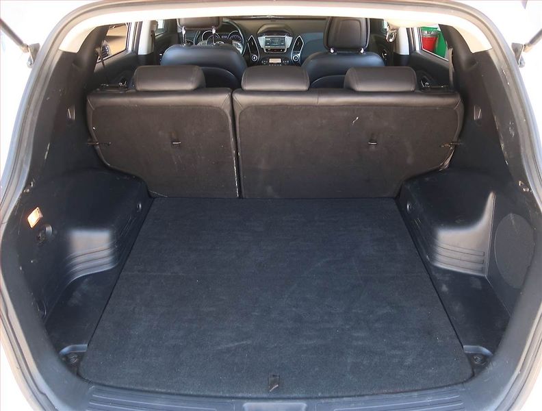 Hyundai ix35 (2013) 2.0 CRDi, 4X4, Automat - fotka 14 z 20