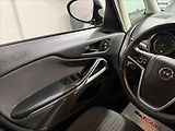 Opel Zafira 1,4   TURBO COSMO VÝHŘEV TZ - náhled 30