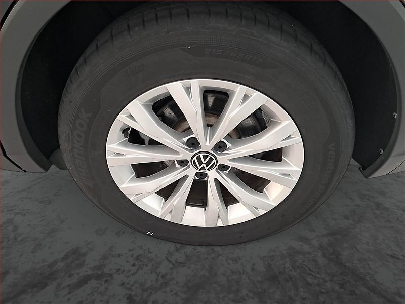 Volkswagen Tiguan (2021) 1.5 TSI - fotka 15 z 17