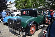 Nablýskané historické vozidla a motorky obsadily v neděli 19. května centrum Prostějova. 19.5. 2024