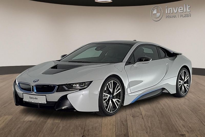 BMW i8 Coupé - fotografie inzerátu