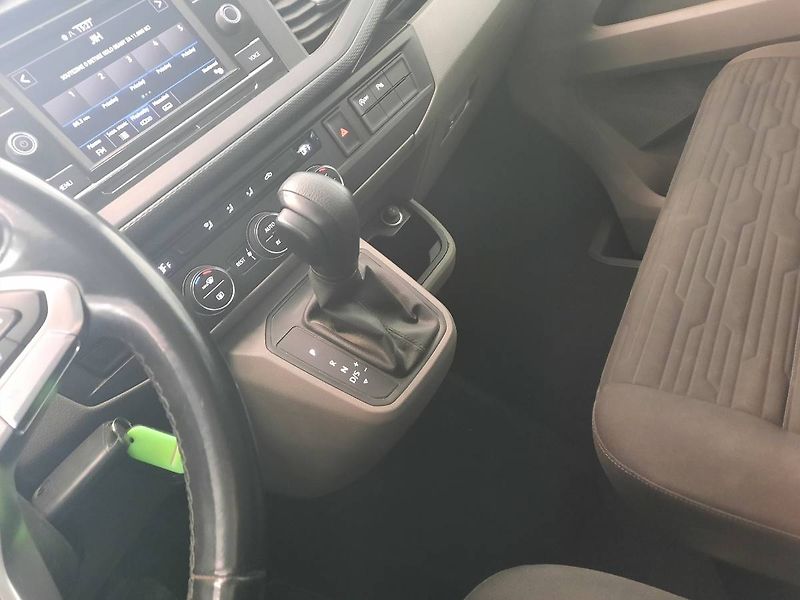 Volkswagen Caravelle (2020) 2.0 TDI (110kW/150k) DSG - fotka 13 z 24