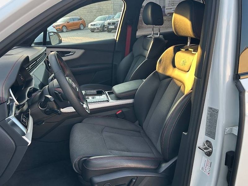 Audi Q7 SUV 50 Sline Quattro 8TT 3,0TD - fotka 6 z 30
