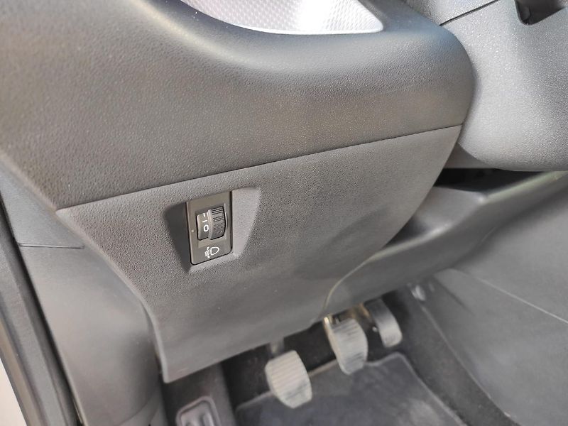 Citroën C3 Picasso (2016) 1.4i 95k MAN5 první majitel - fotka 20 z 24