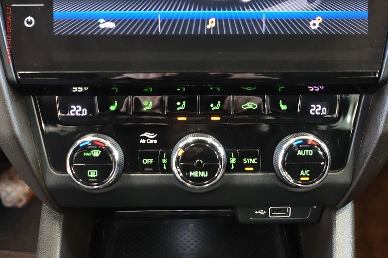 Škoda Octavia (2017) 2.0 TDi 4x4, 2.maj,ČR, L&K - fotka 19 z 25