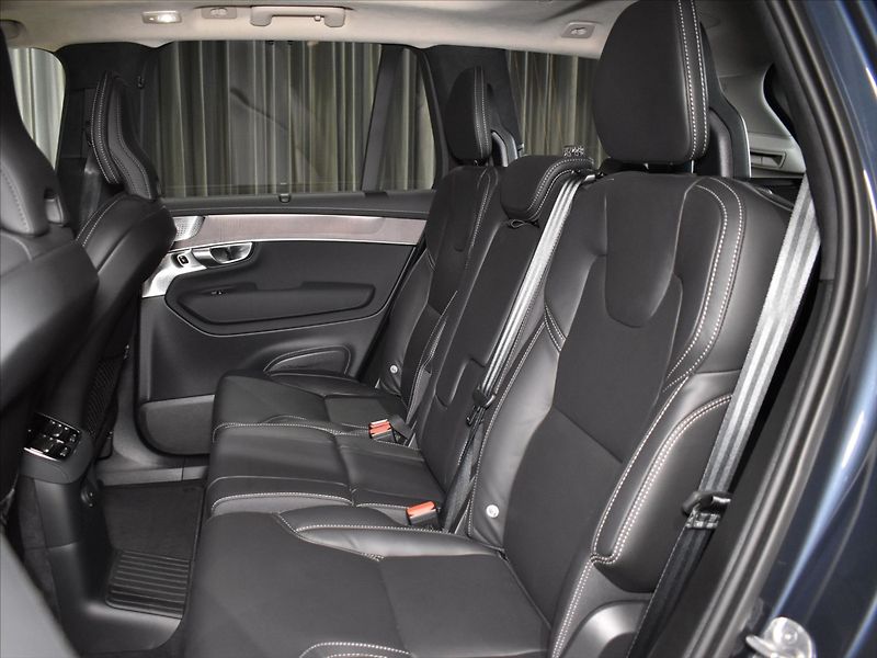 Volvo XC90 2,0 T8 AWD Ultra B&W,Vzduch - fotka 9 z 29