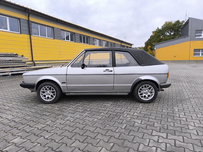 Volkswagen Golf (1982) PŮVODNÍ STAV,KOMPLETNÍ DOK. - fotka 9 z 50