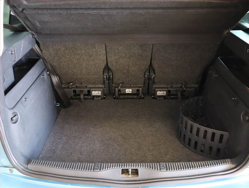 Škoda Roomster (2011) Ambition 1.2 TSI - fotka 14 z 19