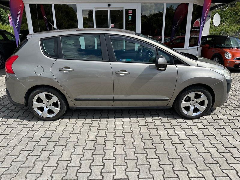 Peugeot 3008 1.6HDI 80kW - fotka 6 z 17