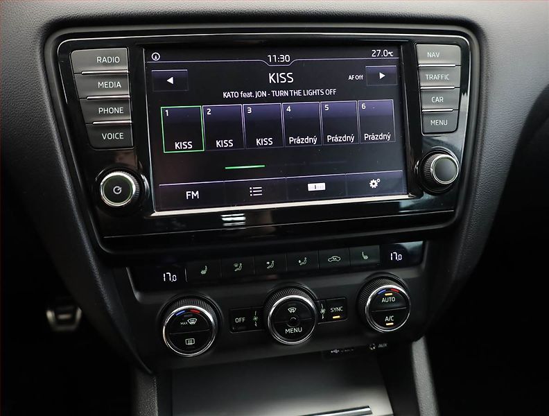 Škoda Octavia (2015) Style 2.0 TDI, Navi, Xenony - fotka 10 z 19