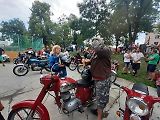 Do Hříškova dorazil na jubilejní veteránský sraz rekordní počet vozidel. Přijela i herečka Obermaierová