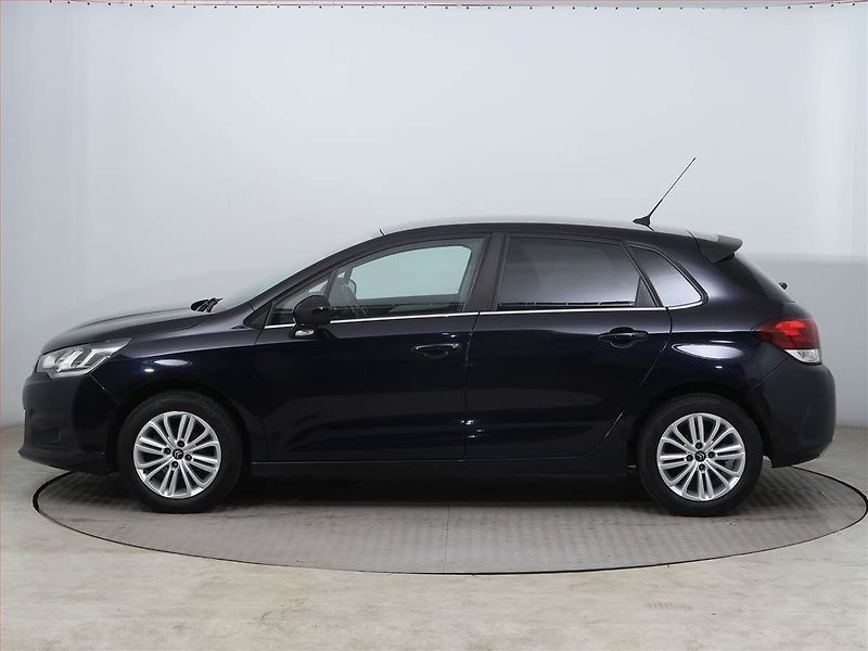 Citroën C4 (2016) 1.2 PureTech, Serv.kniha - fotka 3 z 12