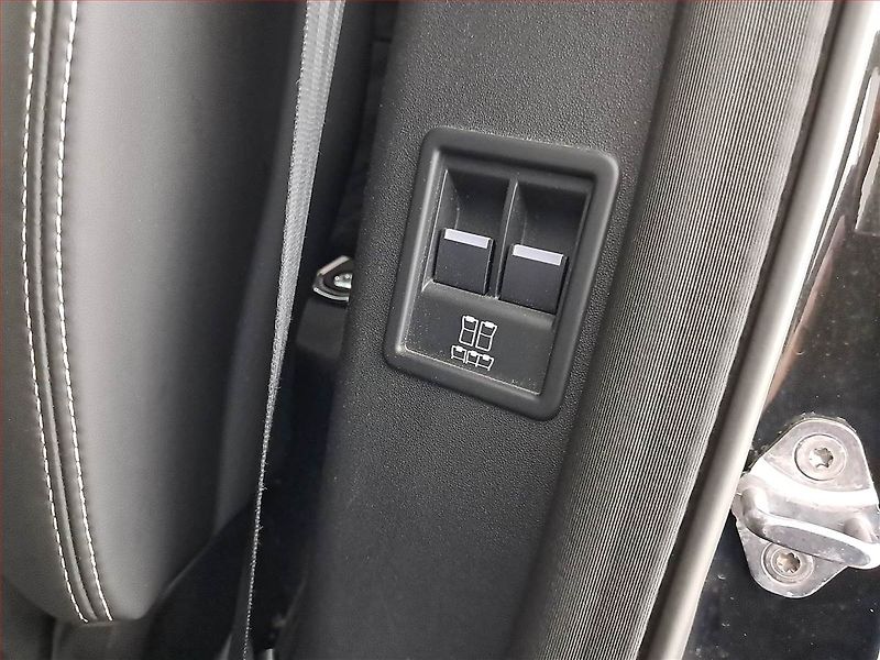 Land Rover Discovery (2021) D300 - fotka 22 z 23