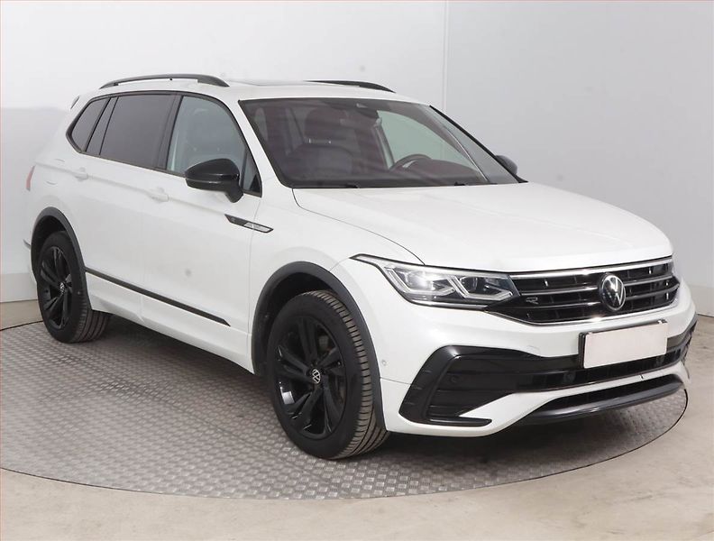 Volkswagen Tiguan Allspace (2022) R-Line 2.0 TSI - fotka 1 z 18