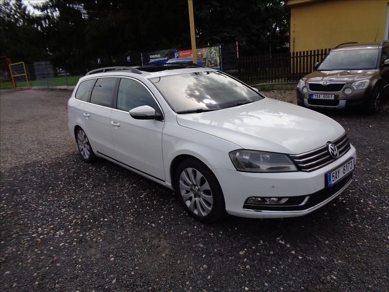 Volkswagen Passat 2,0 - fotka 1 z 17