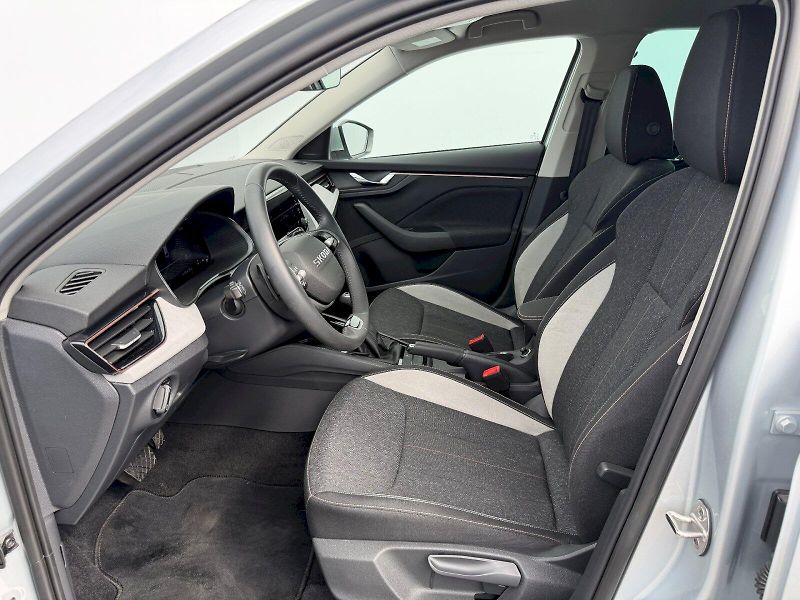 Škoda Scala (2025) 1.0TSI 85kW DSG Top Selection - fotka 5 z 35
