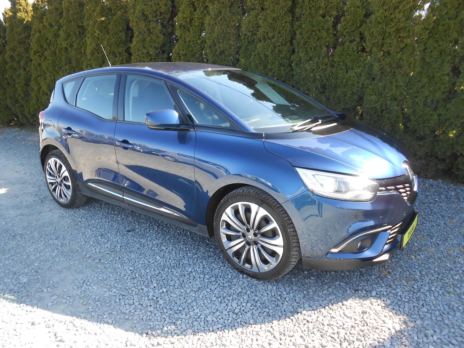 Renault Scénic 1.8DCi,CHROM, LED,122000KM!!!