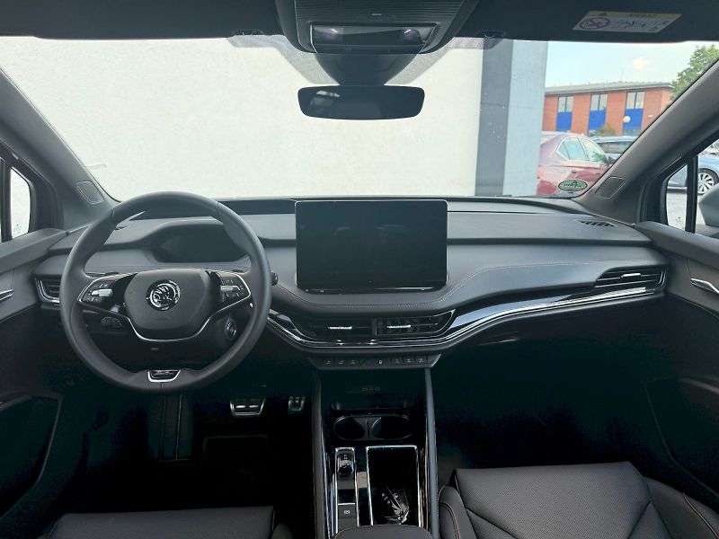 Škoda Enyaq (2025) LK 85X 210/82 E1A - fotka 17 z 22