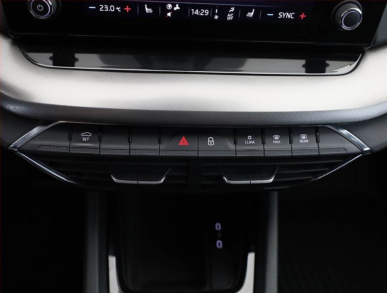 Škoda Octavia (2023) Ambition 2.0 TDI, ČR,1.maj - fotka 12 z 18