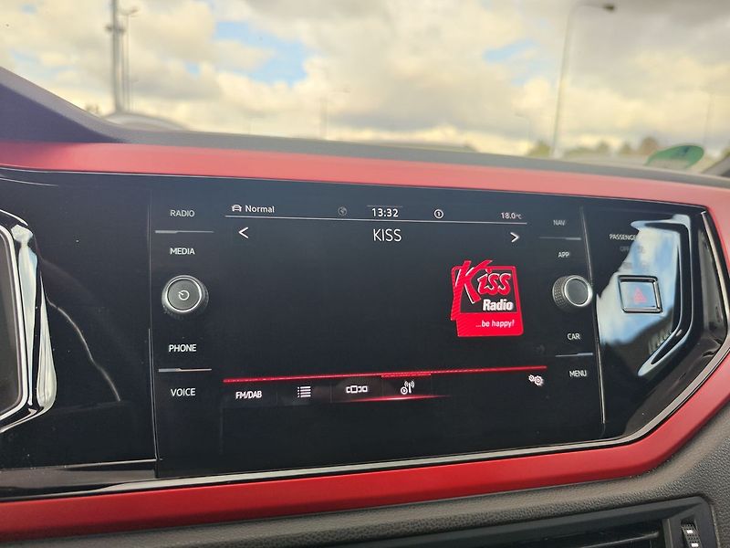Volkswagen Polo 2.0 TSI/147kW GTI DSG - fotka 18 z 29