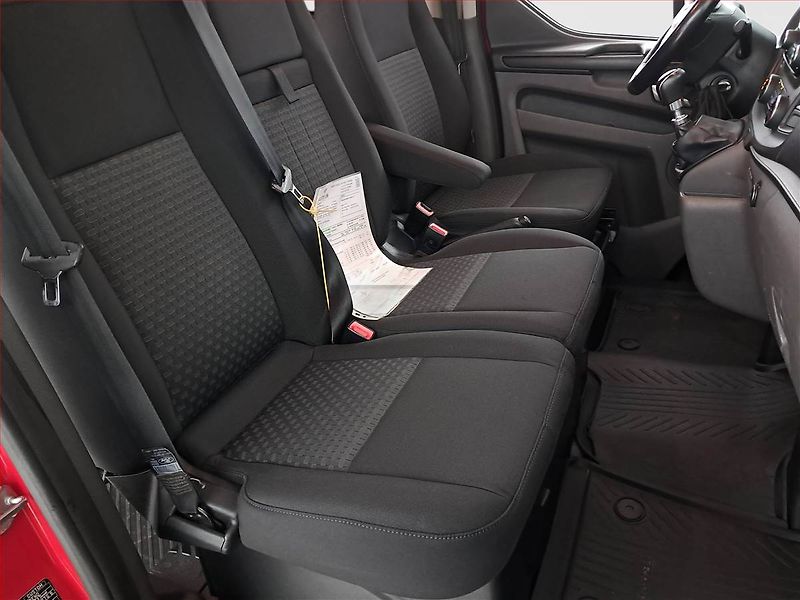 Ford Transit Custom (2018) Trend 2.0 EcoBlue, Bus, 9Míst - fotka 9 z 19
