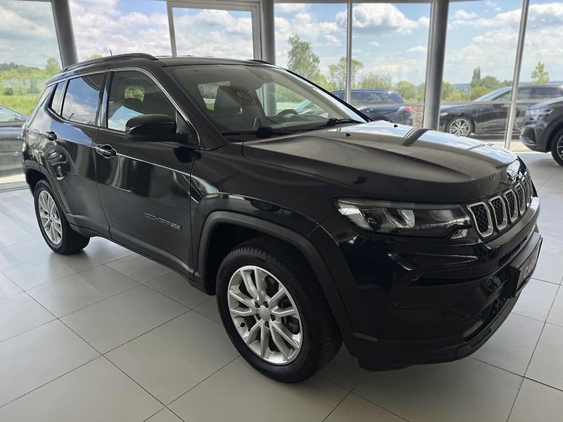 Jeep Compass 1,3T 4xe*AWD*FACELIFT*Kam*DPH - fotka 4 z 34