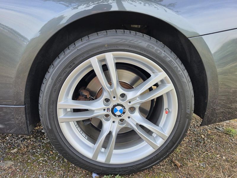 BMW Řada 4 (2015) 435ixDrive TOP CABRIO ČR 1.MAJ - fotka 31 z 48