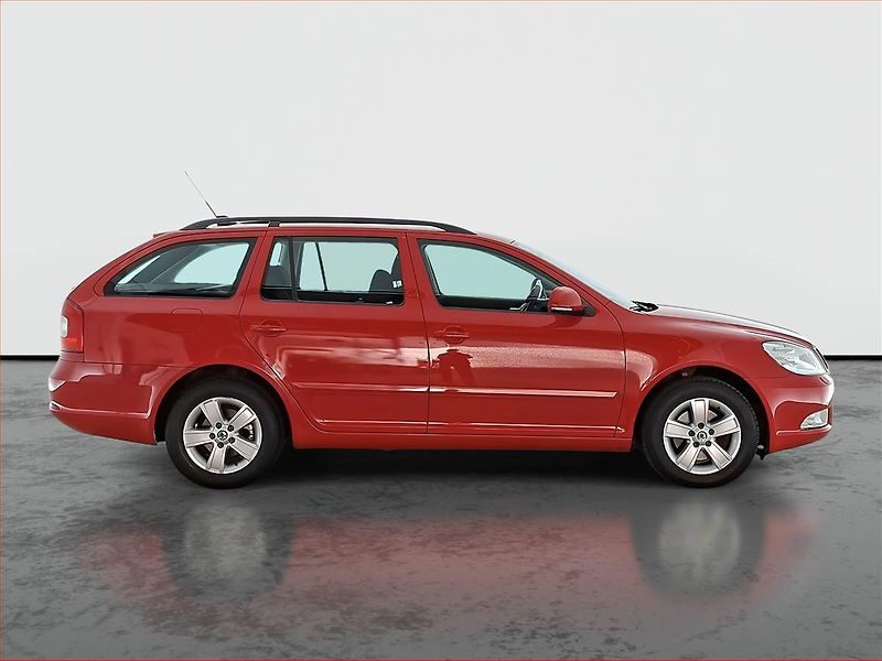 Škoda Octavia (2011) 2.0 TDI, Automat, Navi - fotka 6 z 18