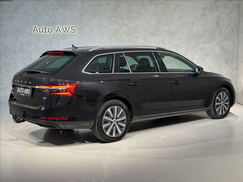 Škoda Superb 1,4 TSi  DSG iV Style Virtual - fotka 7 z 50