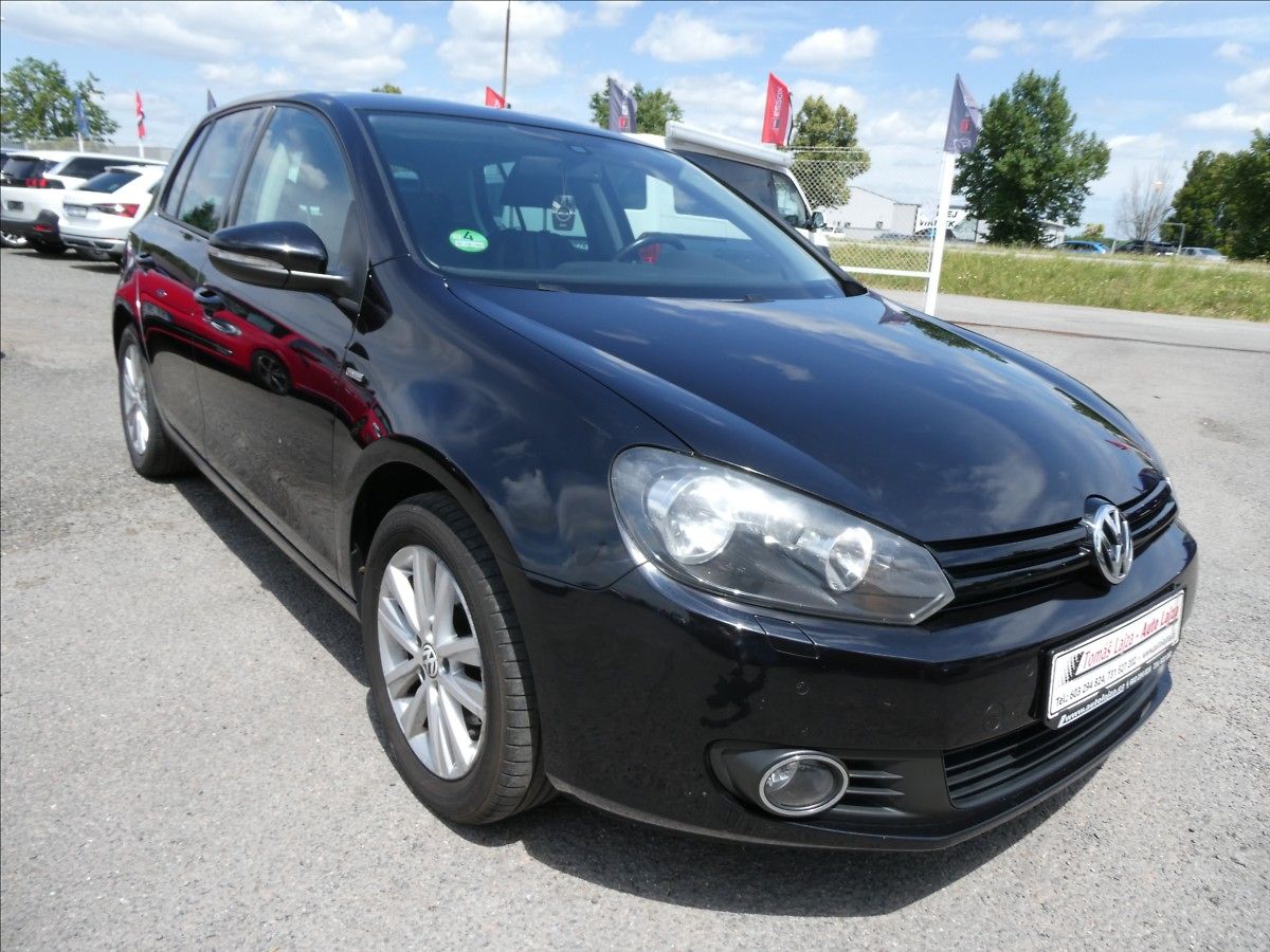Volkswagen Golf 1,2 TSi 77kW Match,po rozvodec