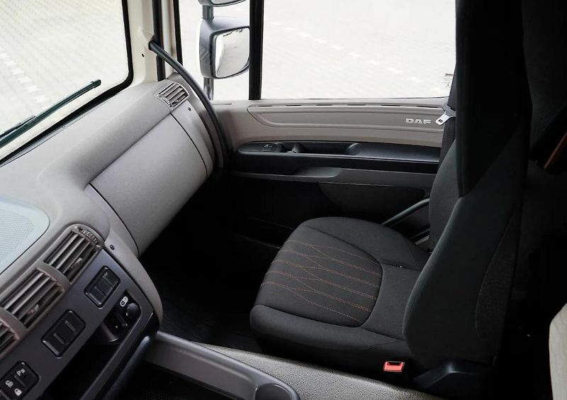 DAF CF (2022) 320 chlaďák EURO 6 - fotka 14 z 15