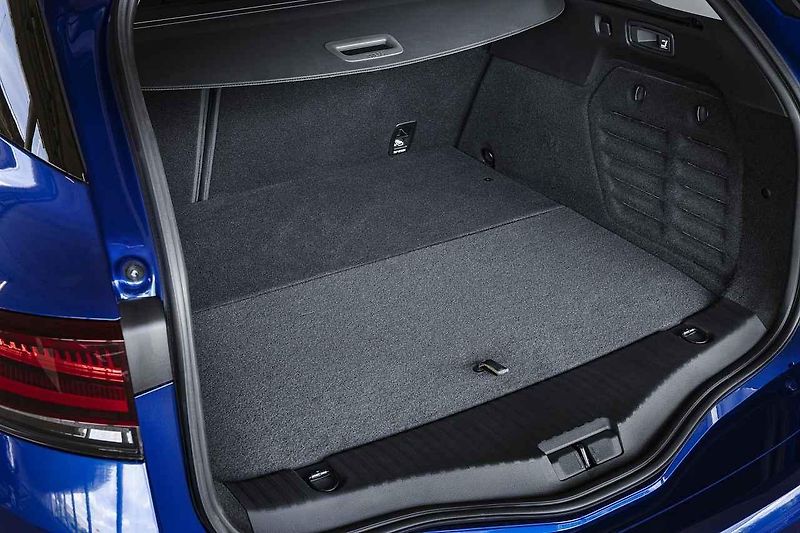 Už jen automat se bude nacházet v interiéru vozu Renault Mégane RS