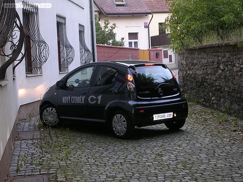 I když je C1 hodně nedotáčivá, můžete si s ní užít dost zábavy.