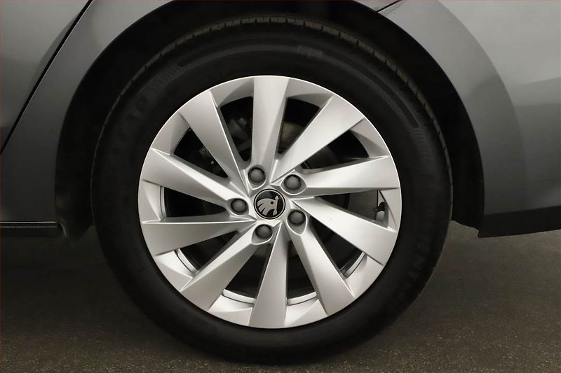 Škoda Octavia (2025) 1.5 TSI, SELECTION, DPH - fotka 13 z 13