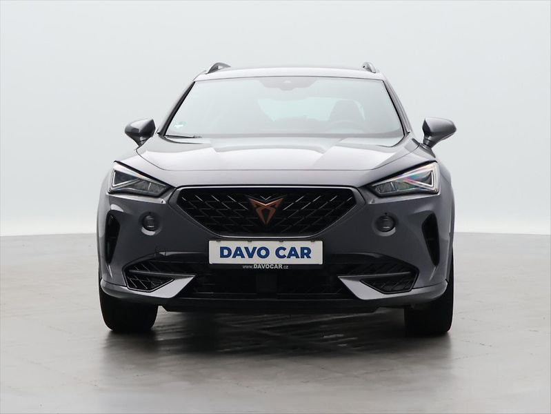 Cupra Formentor 2,0 TSI VZ 228kW DSG 4x4 DPH - fotka 2 z 42