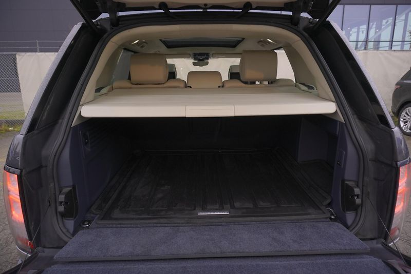 Land Rover Range Rover 4.4 SDW8 AUTOBIOGRAPHY MAX VOL - fotka 49 z 50