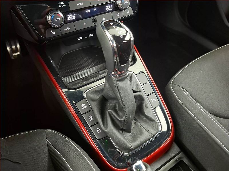 Škoda Fabia (2025) 1.0 TSI, MONTE CARLO, AUTOMAT - fotka 13 z 23