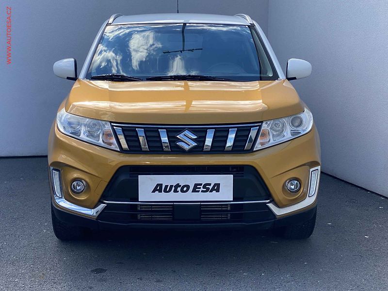 Suzuki Vitara (2019) 1.4 BJet, Premium, TZ, navi - fotka 2 z 19
