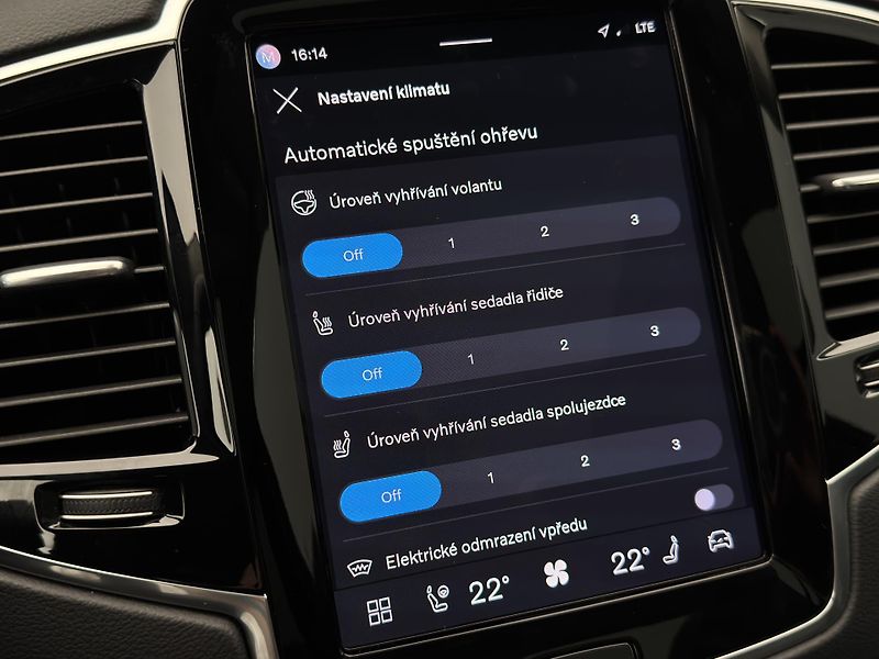 Volvo XC90 T8 AWD RECHARGE BRIGHT PLUS CZ - fotka 50 z 55